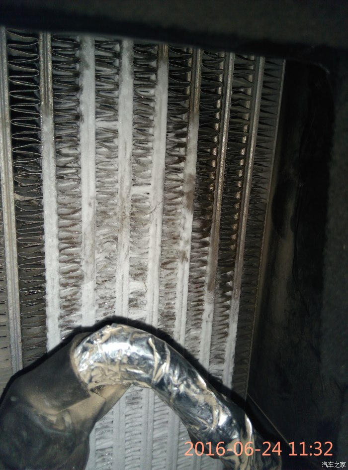 空调内机结冰维修费要多少__空调结冰修理多少钱